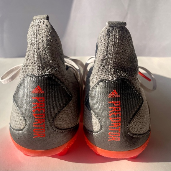 adidas PREDATOR FREAK.3 TURF SOCCER CLEATS, Men’s Size 5, Cloud White /Solar Red - Picture 4 of 12